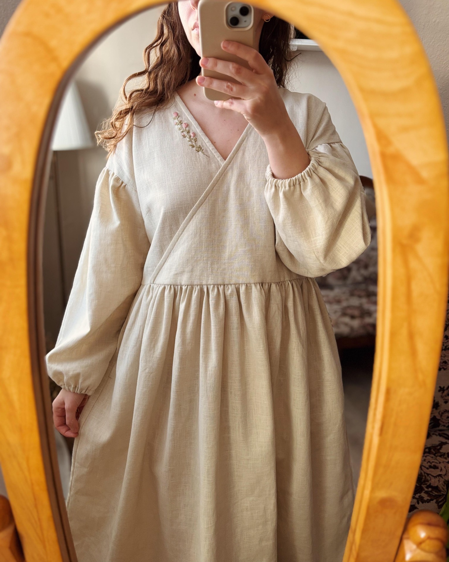 Lněné šaty s tulipány